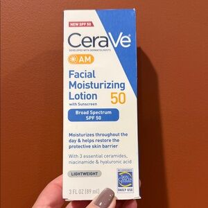 rave Facial Moisturizing Lotion SPF 50 - White and Blue